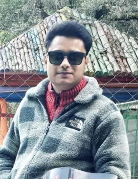 रानीखेत के मो० अज़ीम मुस्तुफा बने सहायक सांख्यिकी अधिकारी, 52वीं रैंक हासिल की। क्षेत्रवासियों में दी बधाई।