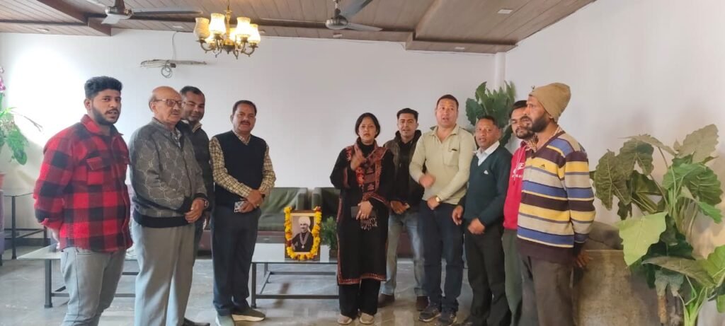 रानीखेत में कांग्रेस ने मुंशी हरिप्रसाद टम्टा जी को दी श्रद्धांजलि, पुण्यतिथि को “सामाजिक न्याय दिवस” के रूप में मनाया।