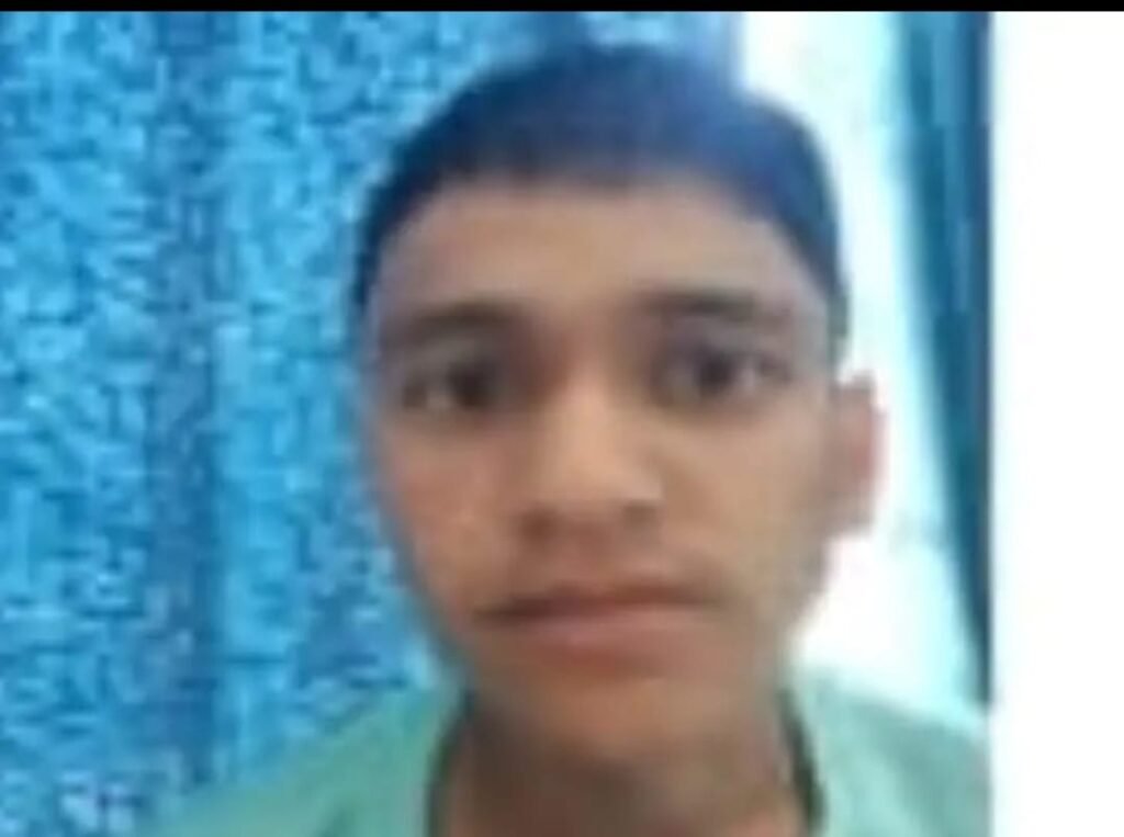 रानीखेत के कृष्णा रावत ने जे.ई. मुख्य प्रवेश परीक्षा 94.52 प्रतिशत अंको के साथ पास की।