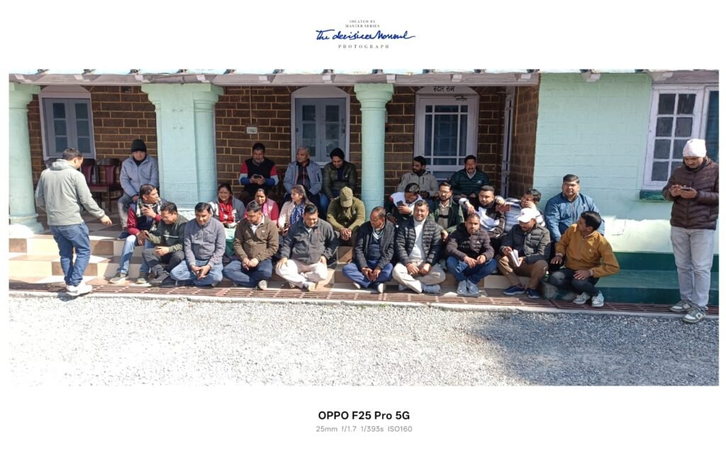 लोक निर्माण विभाग में ठप रहा कामकाज, मिनिस्ट्रियल कर्मियों ने किया कार्य बहिष्कार एवं धरना प्रदर्शन।