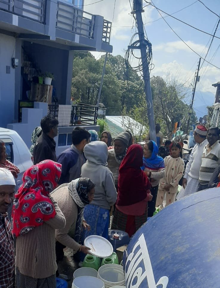 गर्मियों से पहले ही एक एक बूँद पानी के लिए तरसे निवासियों ने संयुक्त मजिस्ट्रेट रानीखेत से लगायी गुहार।