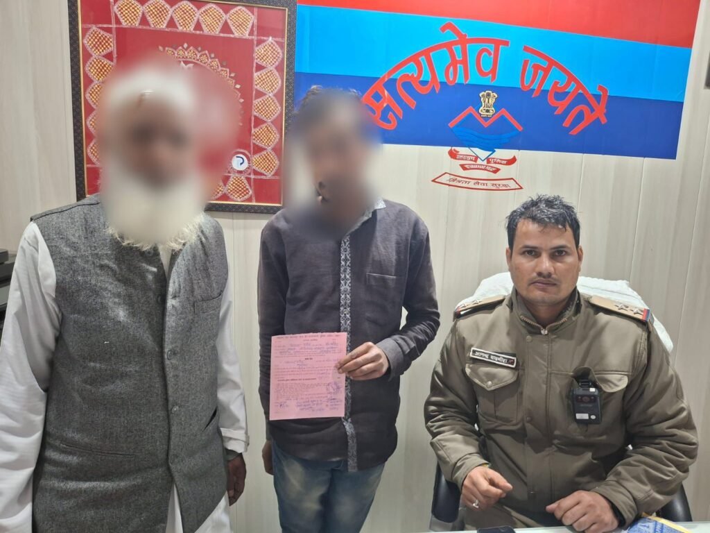 स्टेशन पर खड़ी बस को सिरफिरा लेकर हुआ फरार, 5 यात्री भी थे सवार, त्वरित कार्यवाही से पुलिस ने रोकी बस।