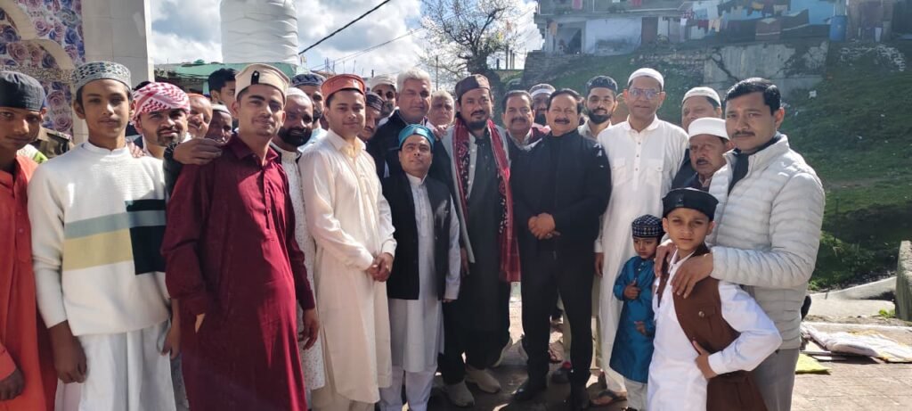 रानीखेत में शांति और सौहार्द के साथ मनाया गया ईद-उल-फितर का त्यौहार।