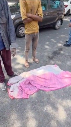 हल्द्वानी: रोडवेज बस ने रानीबाग में 4 वर्षीय बच्ची को कुचला, स्थानीयों ने किया हंगामा।