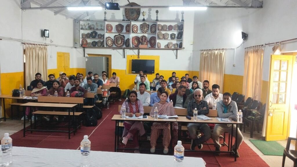 रानीखेत में जनगणना 2027 के पहले चरण के लिए प्रगणकों का तीन दिवसीय प्रशिक्षण शुरू।