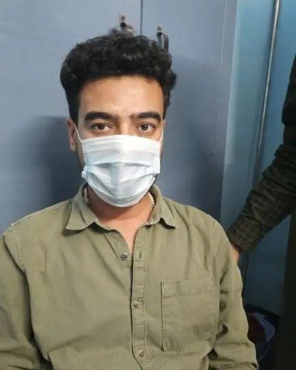 एक और घूसखोर पकड़ा गया, उद्यान निरीक्षक को 12 हजार रिश्वत लेते रंगे हाथों विजिलेंस ने दबोचा।