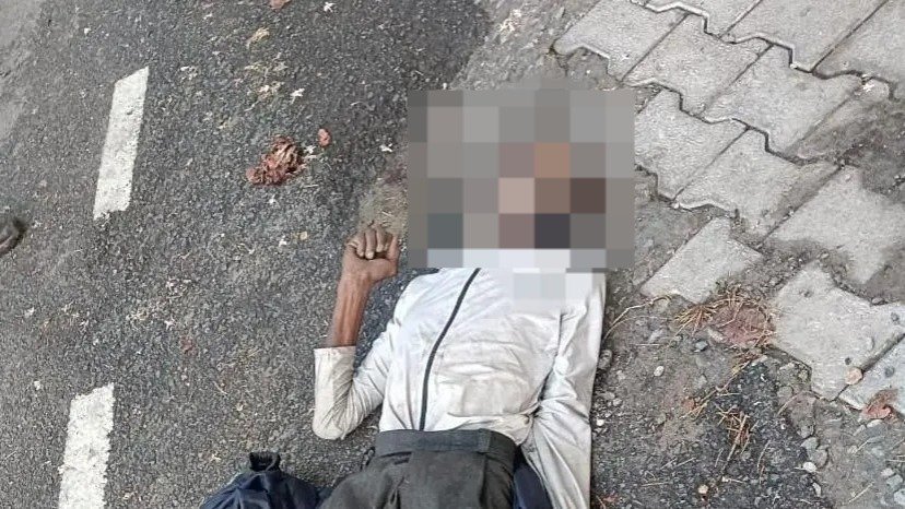 रानीखेत में सड़क किनारे मिला 60 वर्षीय व्यक्ति का शव।