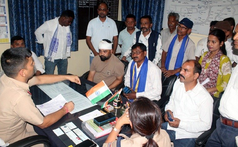 शादी में पानी पीने पर विवाद, डीजे चलाने वाले दलित भाइयों पर हमला, चार नामजद हिरासत में।