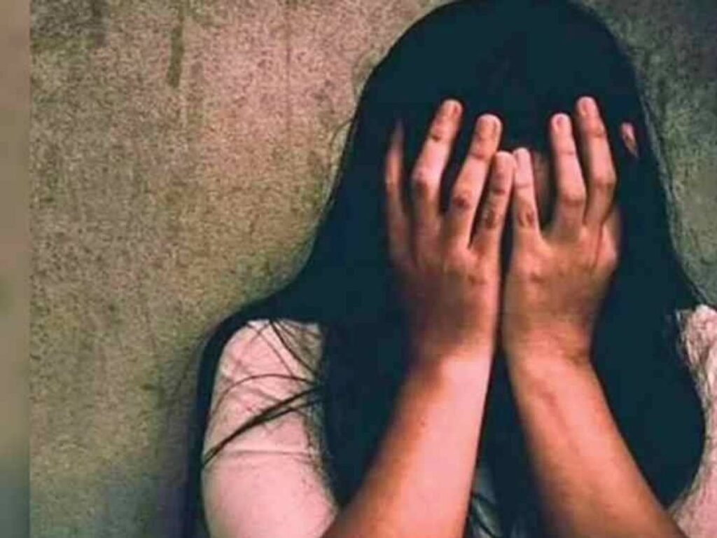 रुद्रपुर में तीन लोगों ने किया युवती से सामूहिक दुष्कर्म।