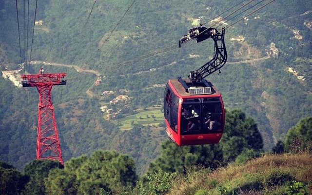 काठगोदाम से कैंची धाम तक रोपवे की बड़ी पहल, 20-25 मिनट में पहुंचेंगे नैनीताल, 1800 यात्री हर घंटे करेंगे सफर।